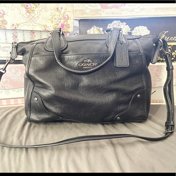 Coach Handbags - Coach Pebble Leather Cowgirl style bag